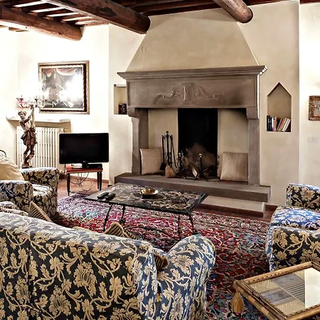 Eleonora Villa *